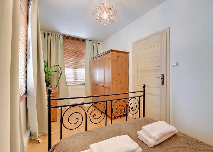 Lion Apartments Mewa